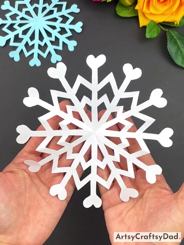 Final Look Of Our Paper Snowflake Craft!