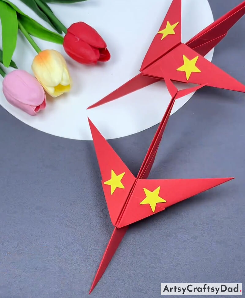 Amazing Paper Jet Plane Art And Craft Idea For Beginners-Children can unleash their artistic potential by creating a multitude of colorful origami paper crafts