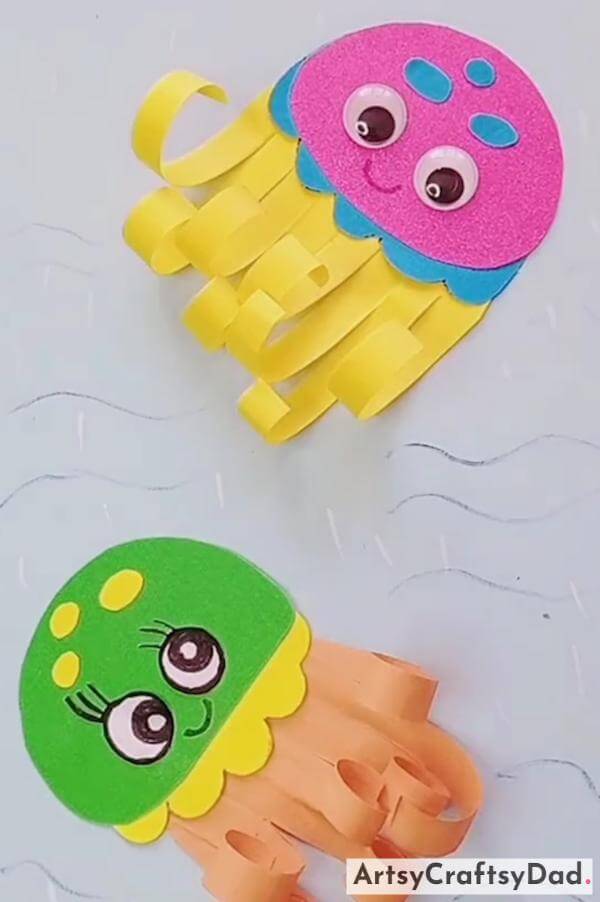 Charming Paper Jelly Fish Animal Crafts for Kids-Get inspired with these fun and easy projects that kids will love. 