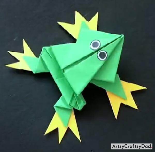 DIY Jumping Frog Paper Craft For Kids-Get the creativity flowing with these cute and inspiring animal crafts for kids. 