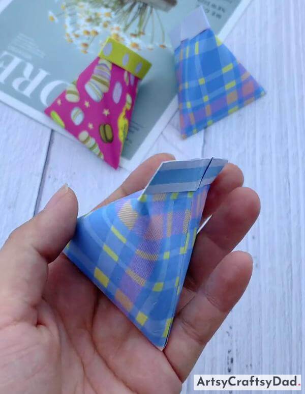 Adorable Origami paper Pyramid Pouch Craft Idea 