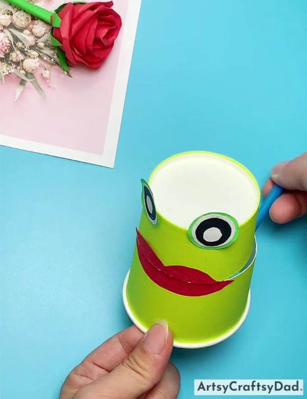 Preety Frog Paper Cup Craft For Beginners