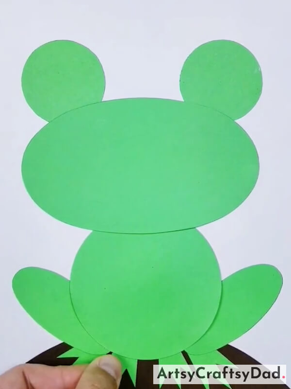 Paste Feet Of The Frog